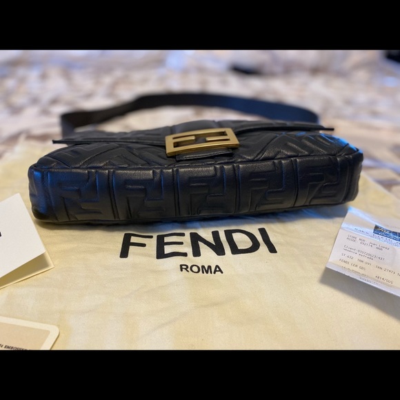 💥SOLD💥 - FENDI LARGE NAPA FF 1974 - Picture 2 of 6